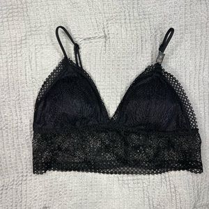 Victoria’s Secret Black Lace Bralette - Small